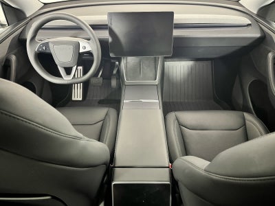 2026 Tesla Model Y Base
