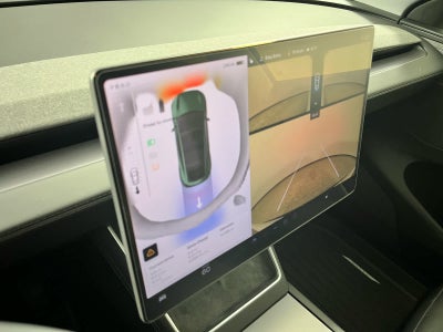 2026 Tesla Model Y Base