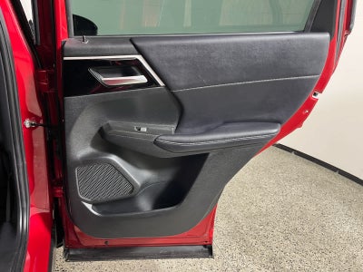 2023 Mitsubishi Outlander SE Black Edition