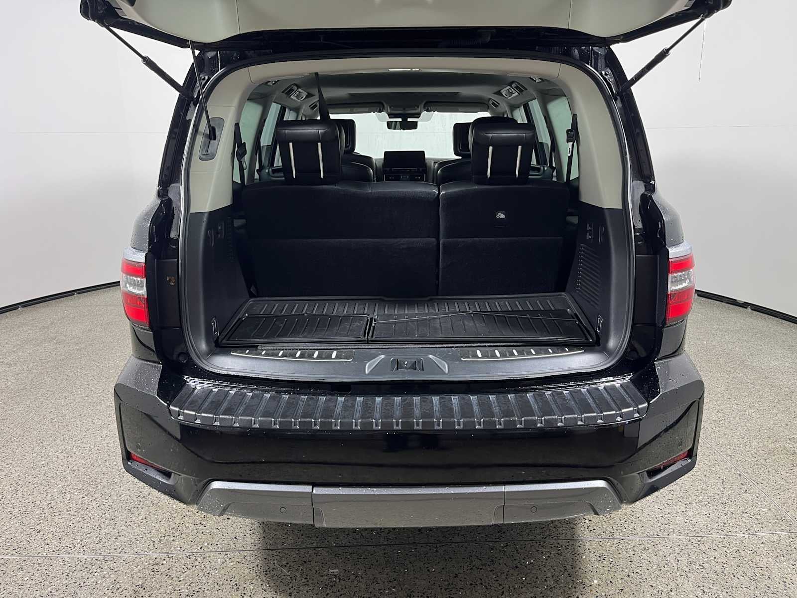 2021 Nissan Armada Platinum