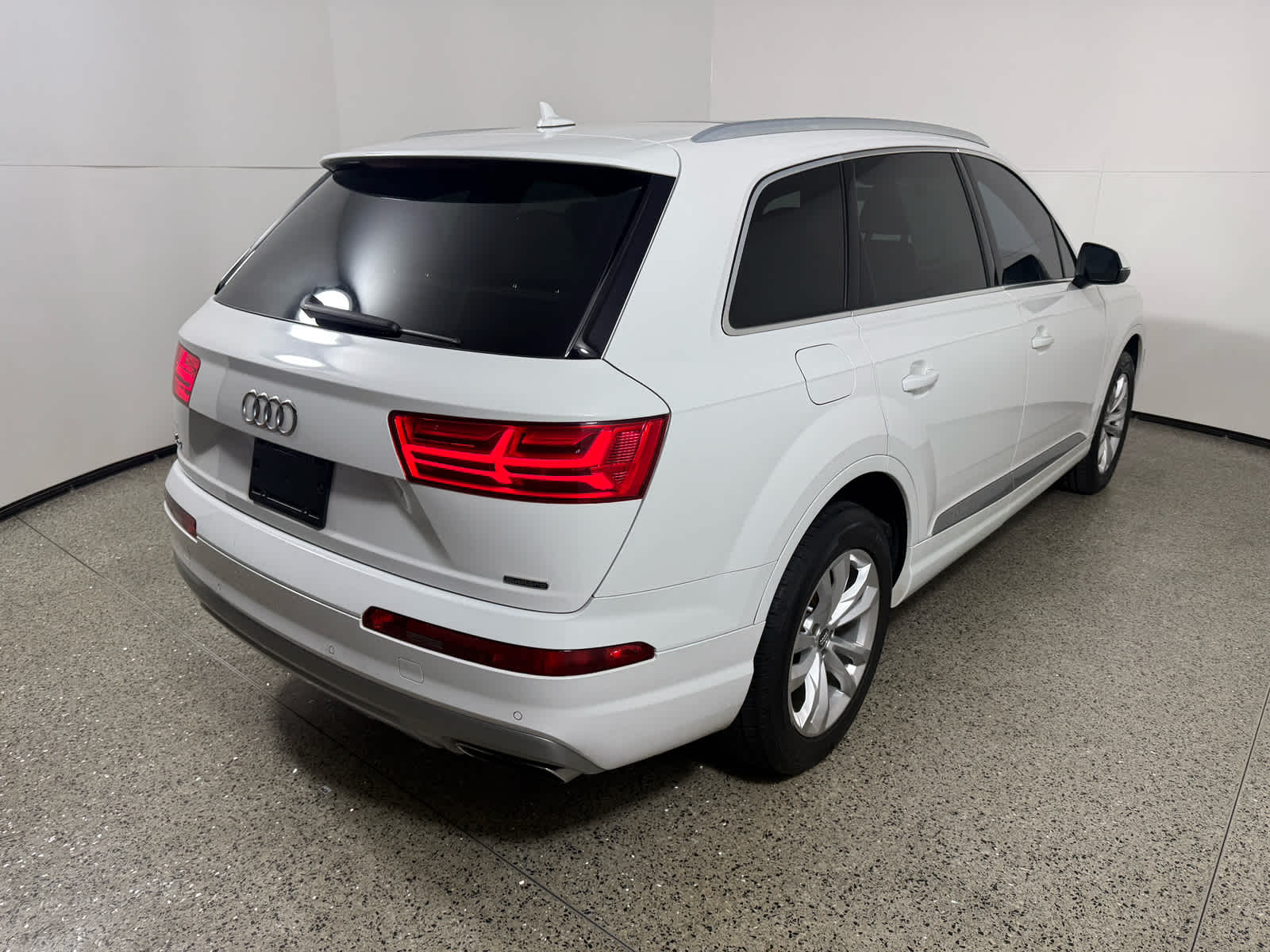 2019 Audi Q7 45 Premium